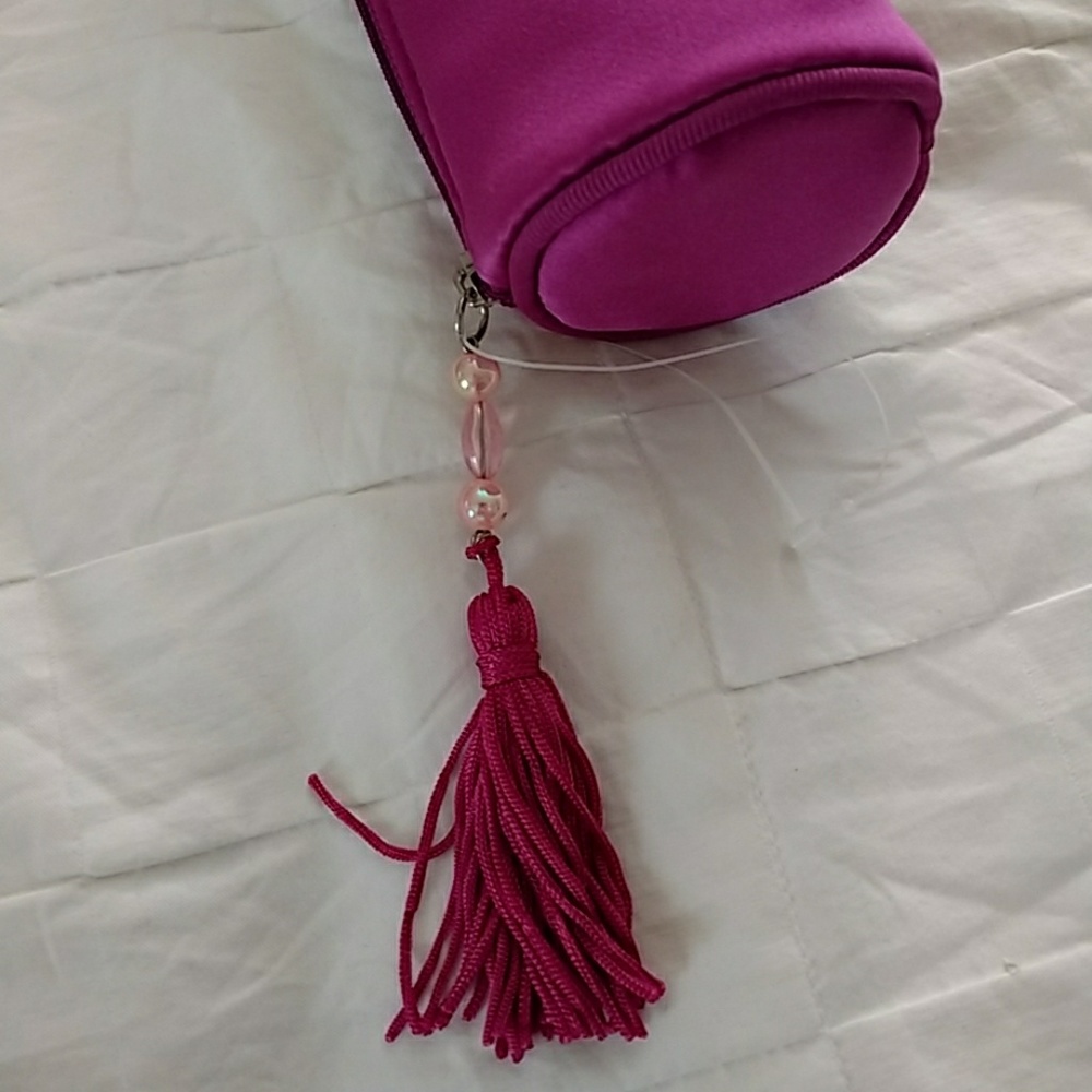 Cosmetic bag - Picture 2 of 4
